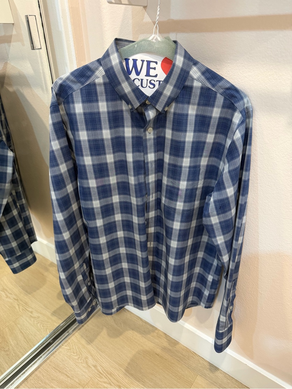 UNTUCKit Men’s Blue Plaid Wrinkle Free Button Down Shirt Medium
